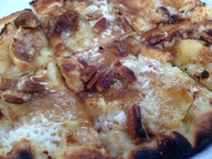 apple pizza                              